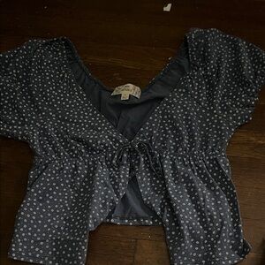 Pink Republic Navy Floral Tie-Front Crop Top